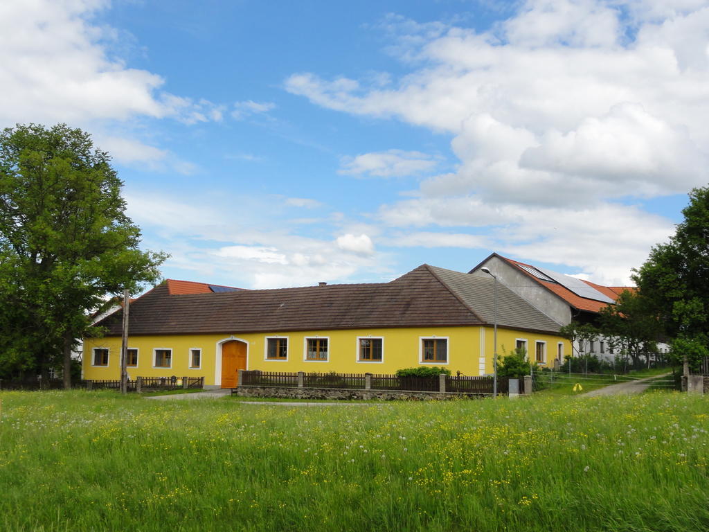 Apartamento Biohof Weissensteiner Ullrichs Exterior foto
